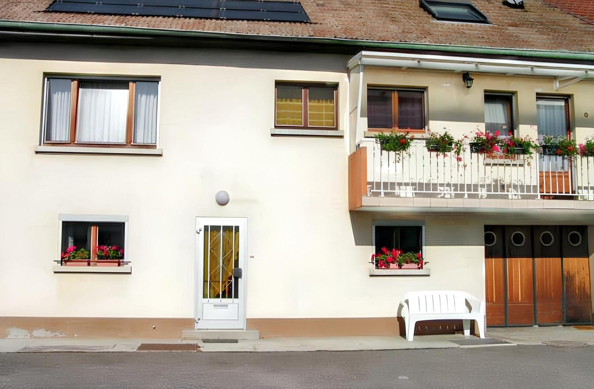 Maison Enchanteur A Berrwiller Avec Jardin Paisible Екстериор снимка